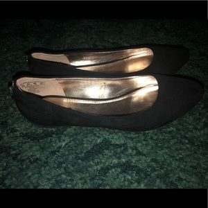 Flats women’s size 10